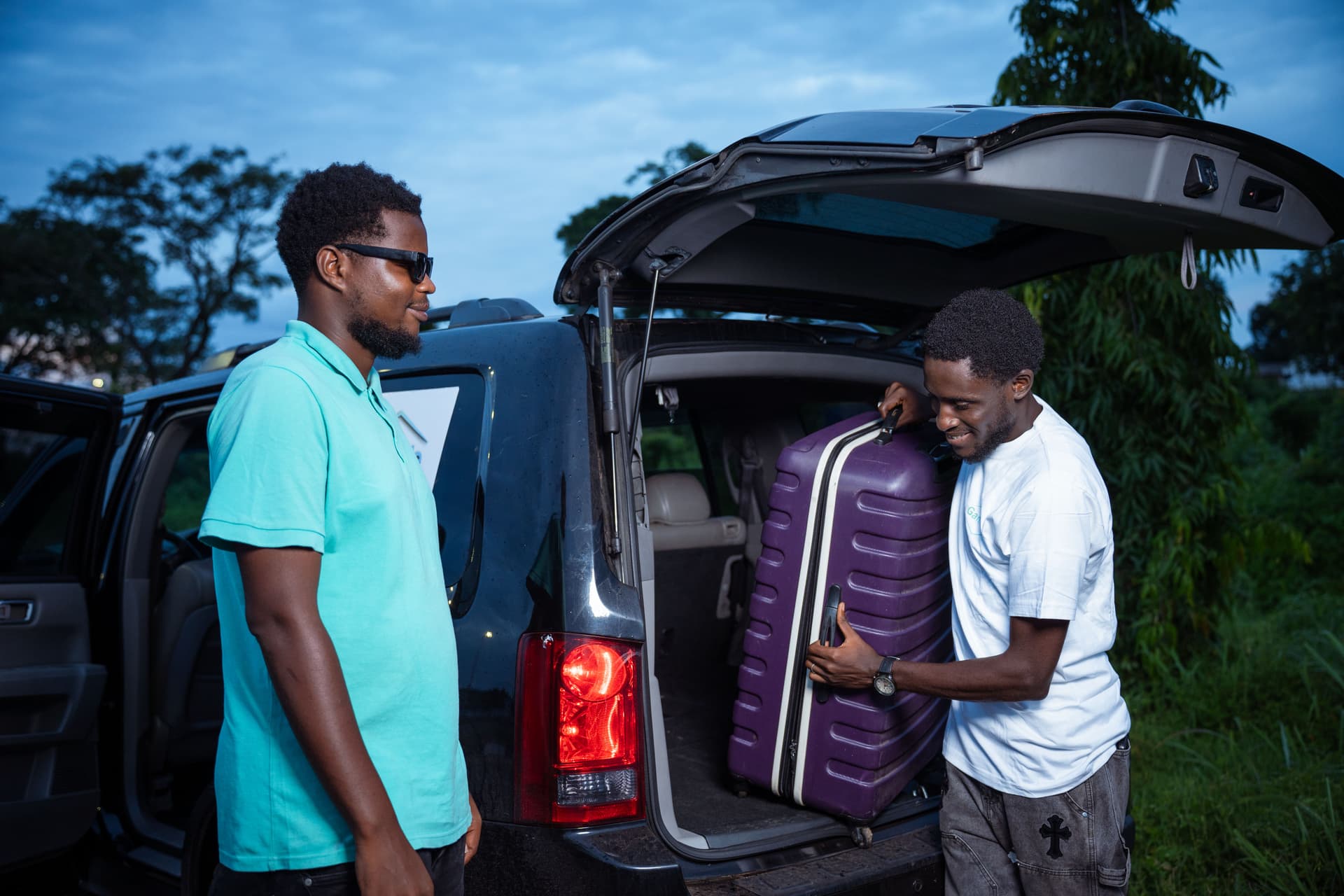 Woman using Gamride Pro app